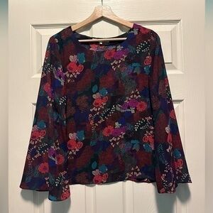 Violet + Claire bell sleeve top